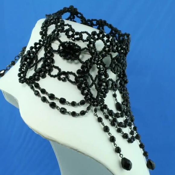 The Rhinestone Castle Victorian Revival Black Festoon Choker Necklace - Picture 2 of 5